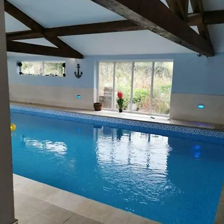 Couples Country Escape Includes Private Indoor Pool And Hot Tub In North Wales Villa Bagillt Exterior photo