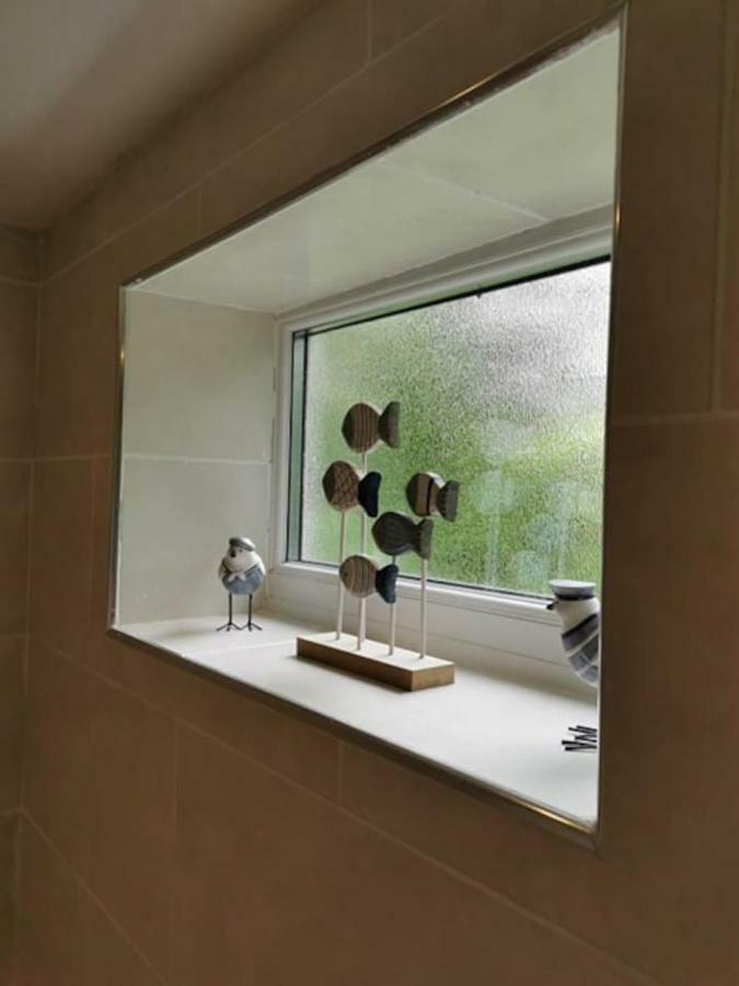 Couples Country Escape Includes Private Indoor Pool And Hot Tub In North Wales Holiday home