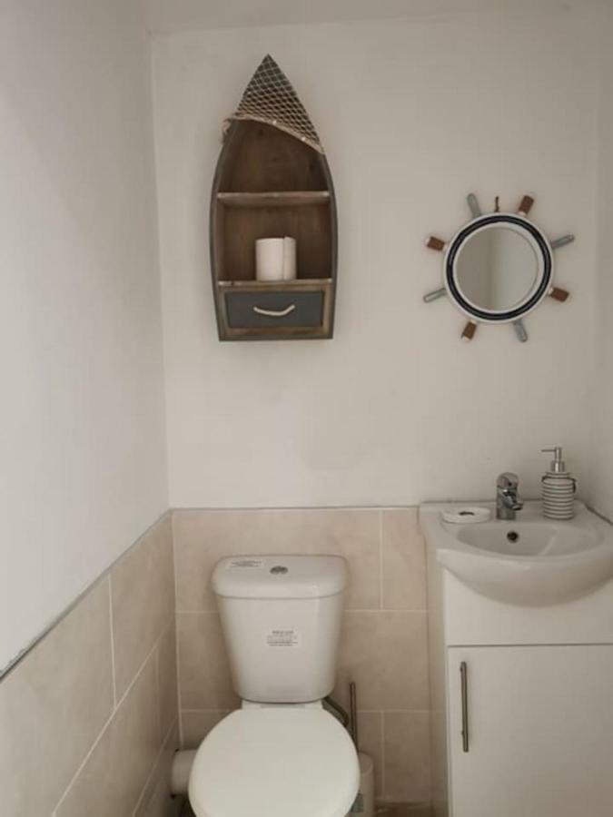 Couples Country Escape Includes Private Indoor Pool And Hot Tub In North Wales *